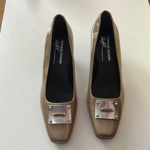Brand new Donald J. Pliner gold vinyl kitten heels